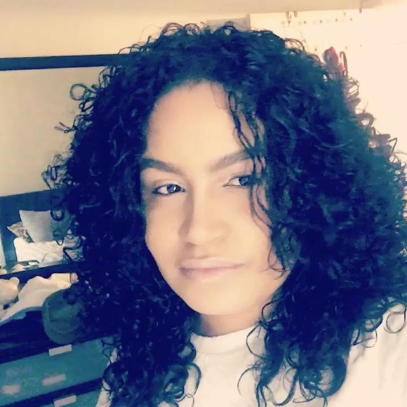 Meet your Posher, Rii - Picture 1 of 1